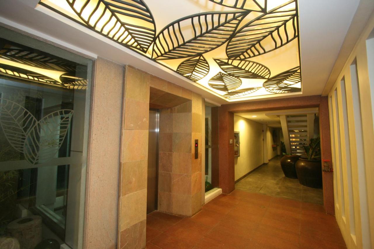 Crown Regency Resort 3*