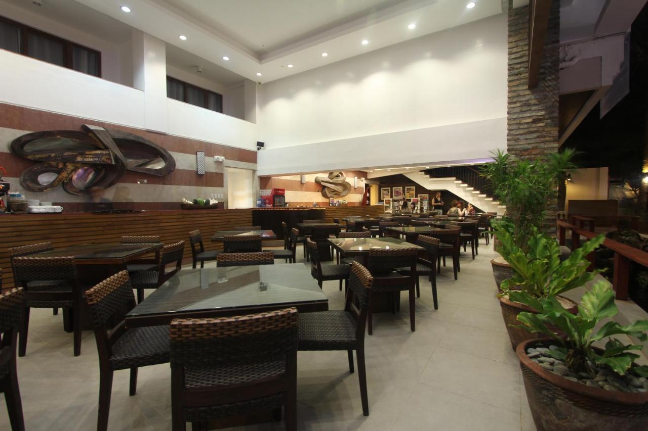 Crown Regency Resort 3*